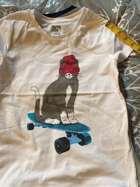 New 4 pk Girls Amazon SS T-Shirts M